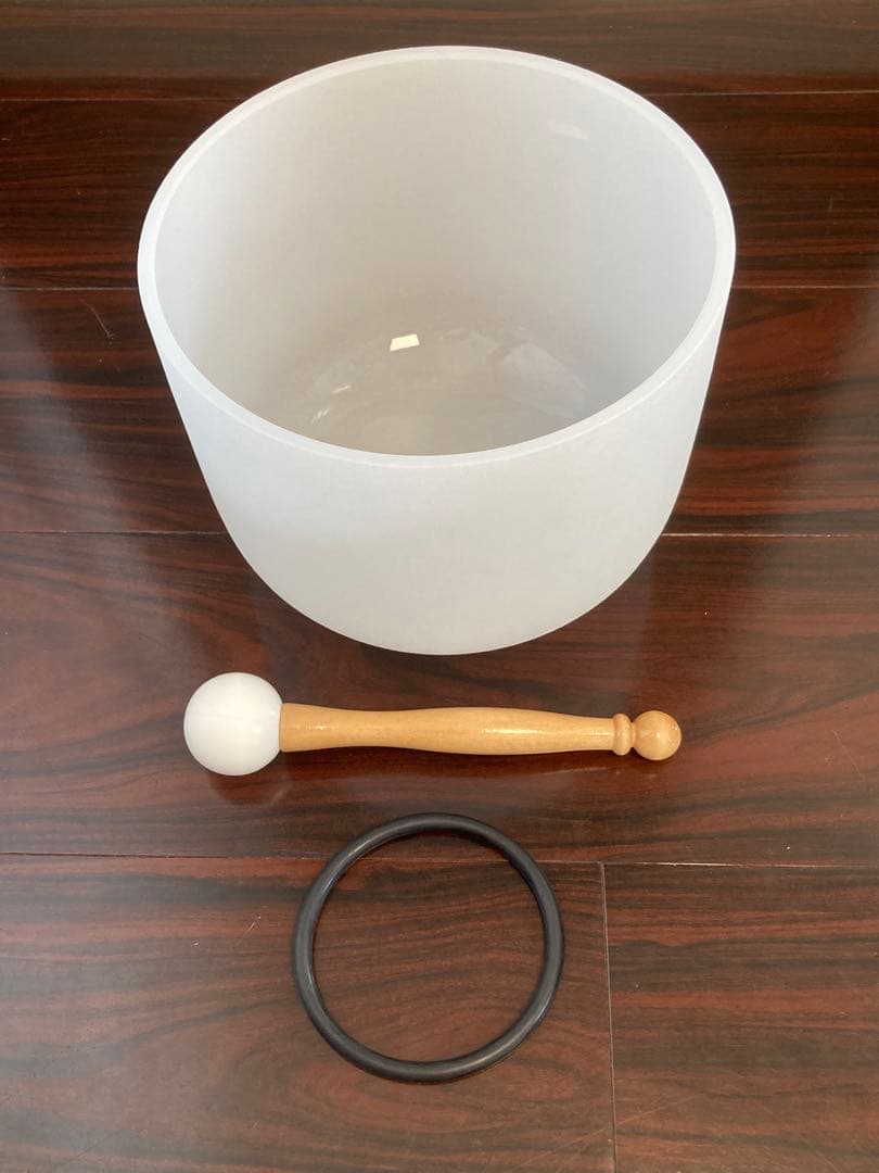 【新品・美品】クリスタルボウル8インチ音階C フロスト