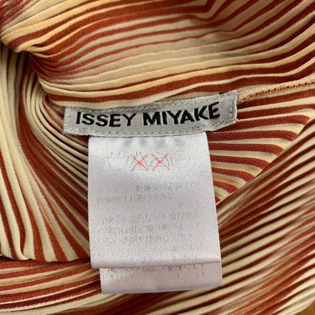 ISSEY MIYAKE イッセイミヤケ プリーツ タンクトップ　総柄 波模様