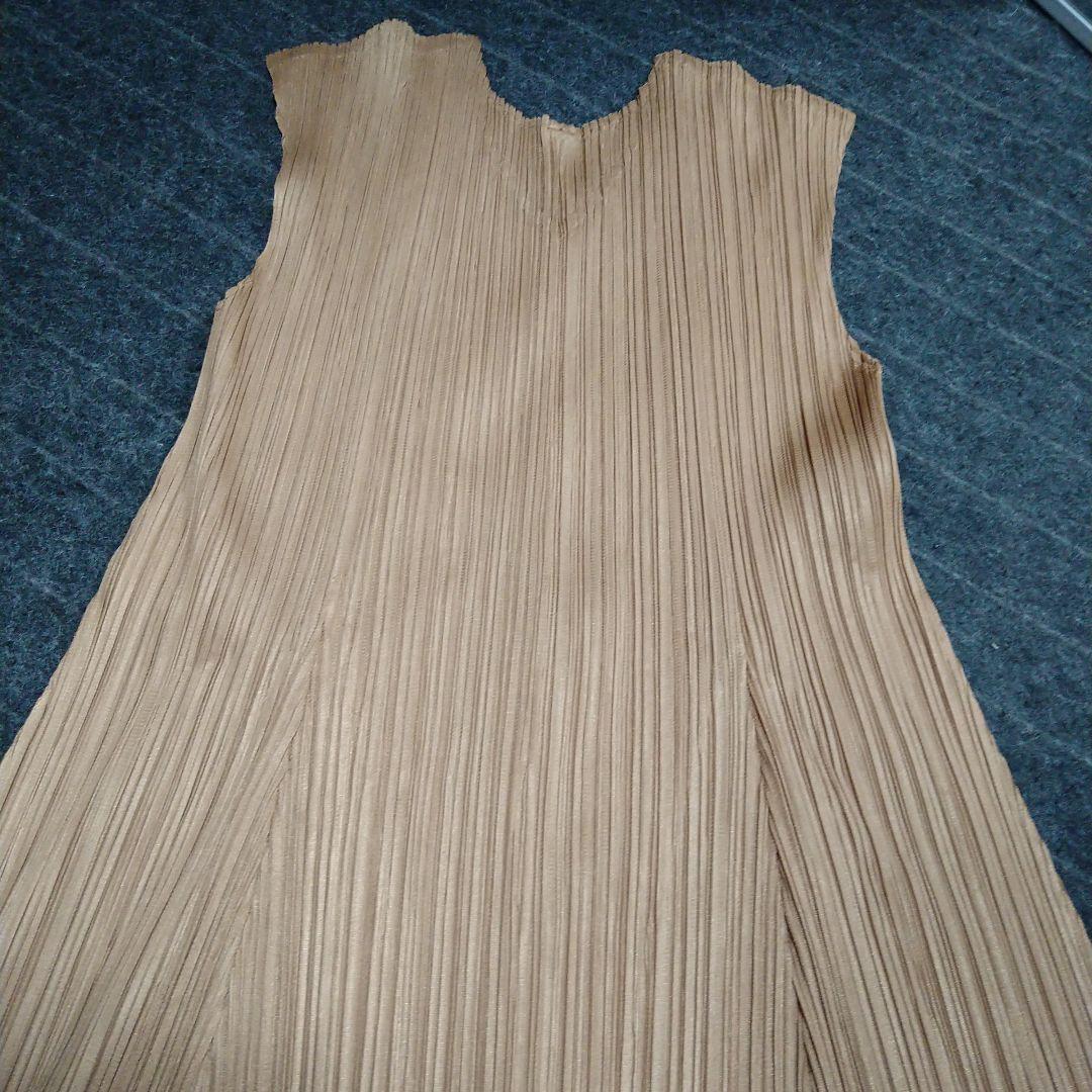 プリーツプリーズキャメルワンピ風チュニックサイズ3