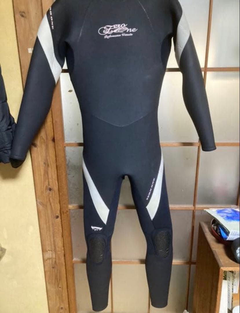 ZERO ONE セミドライスーツ 5mm
