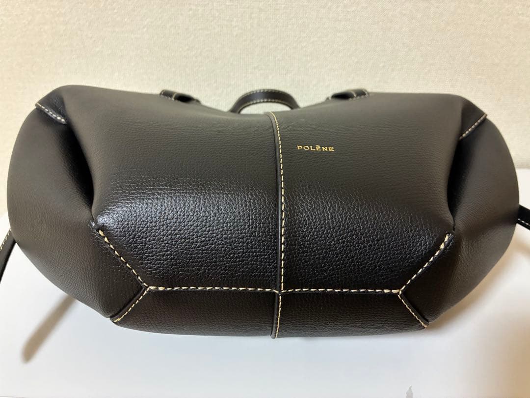 ポレーヌ Cyme Mini - ブラック テクスチャード エクリュ ステッチ