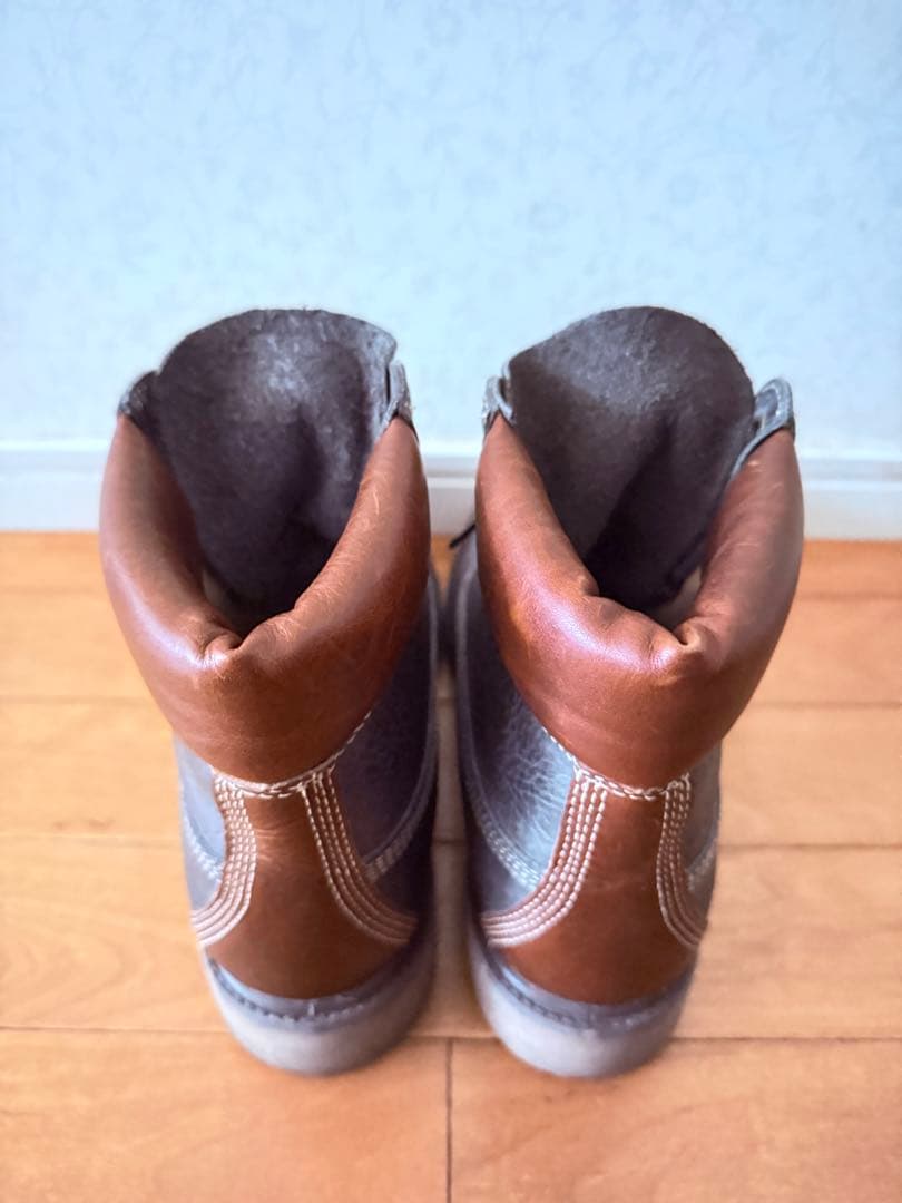 ティンバーランドメンズレザー 6インチ　プレミアムブーツ　ダークグレー＆ブラウン