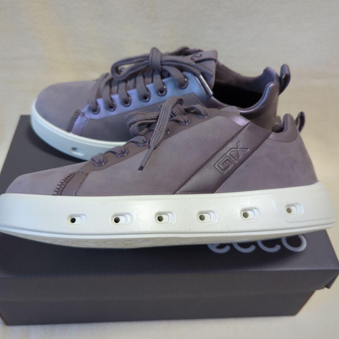 再値下げエコーeccoスニーカー