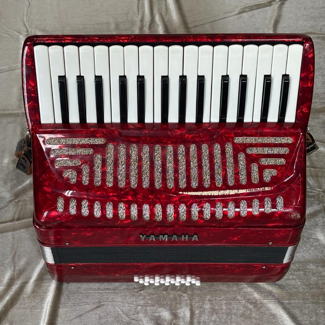YAMAHA アコーディオン 赤 30鍵