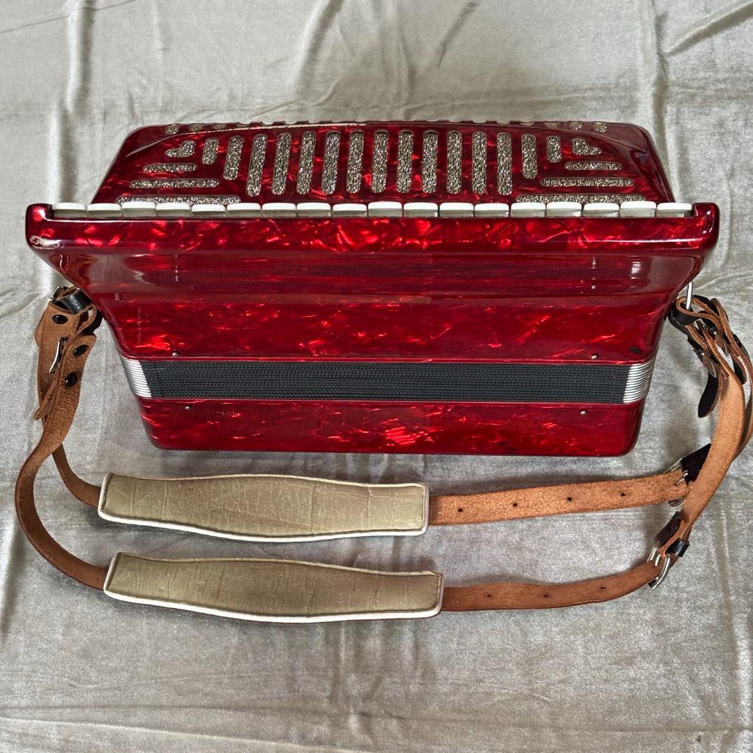 YAMAHA アコーディオン 赤 30鍵