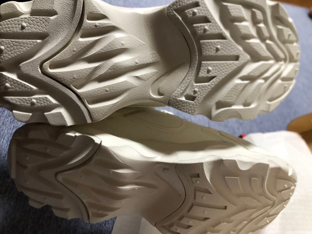 新品未使用　タグ付き　NIKE tc7900 スニーカー 23.5cm ナイキ