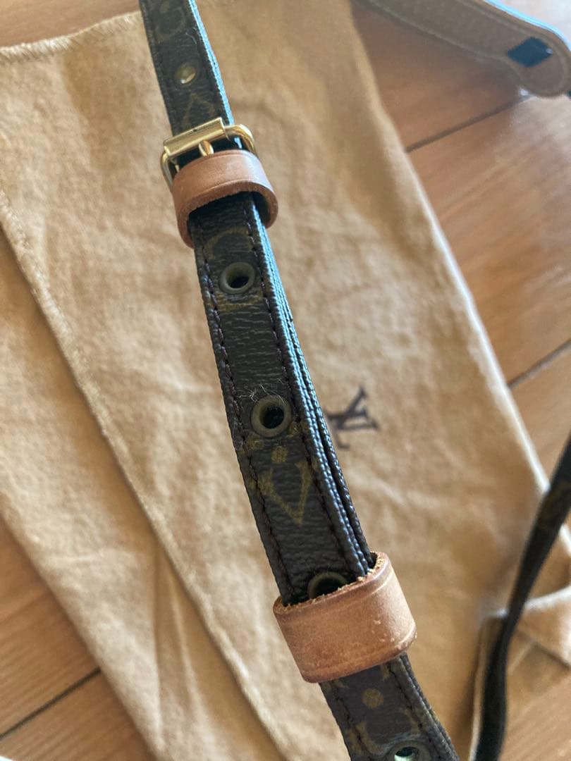 Louis Vuitton ルイ・ヴィトン　ショルダーバッグ モノグラム