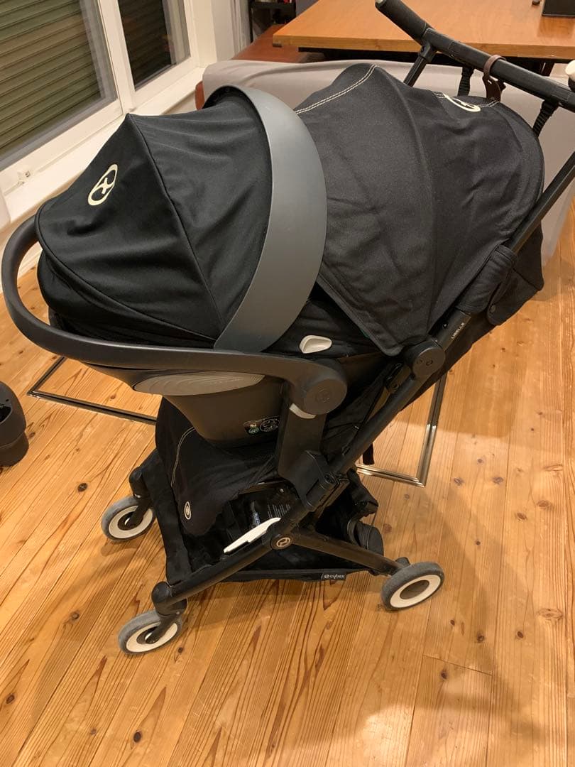 サイベックス　トラベルシステム　ブラック　ベビーカー　チャイルドシート