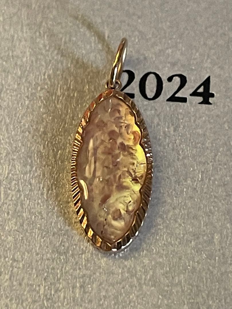 agete K10 モザイク タブレット ネックレスチャーム