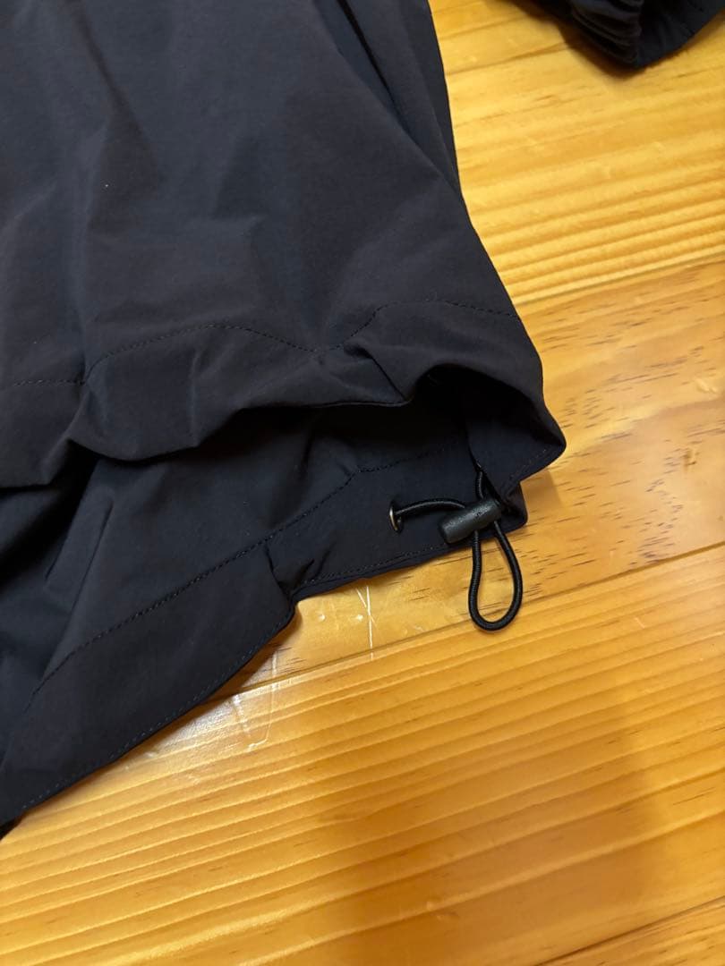 新品‼️DRESSTERIOR ブラック フード付きジャケットストレッチ裏地付き