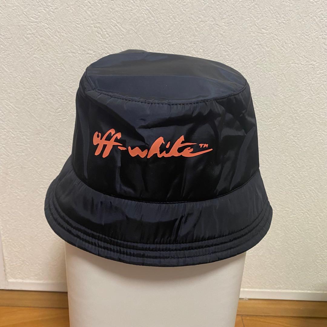 【新品タグ付き】オフホワイト　バケハ