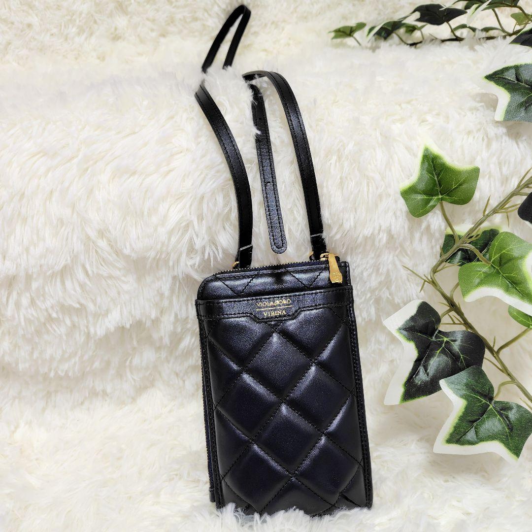 【美品】ヴィオラドーロヴィリーナコラボキルティングスマホポシェットレザーネイビー