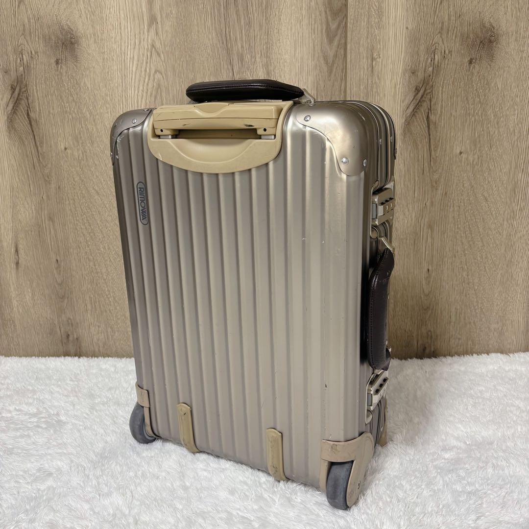 RIMOWA リモワ スーツケース チタン 2輪