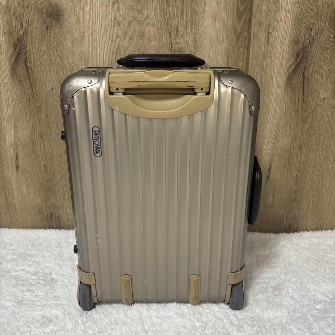 RIMOWA リモワ スーツケース チタン 2輪
