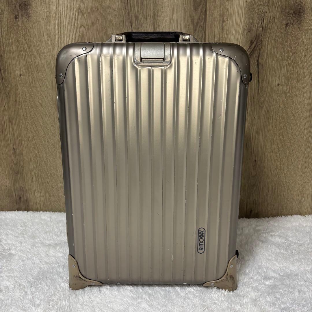 RIMOWA リモワ スーツケース チタン 2輪