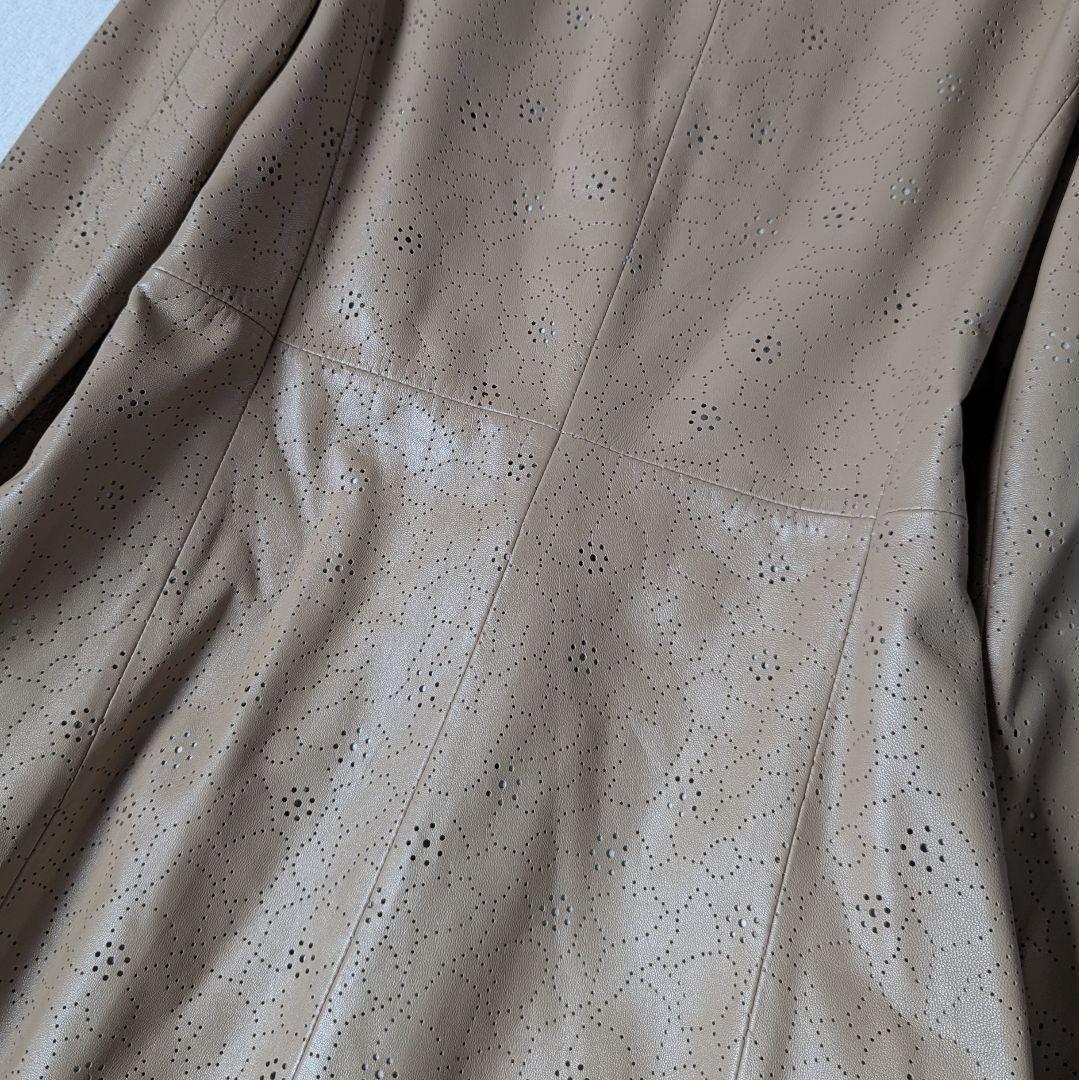 【美品】バルマン ノーカラー レザーコート ベージュ ラム パンチング サイズ9