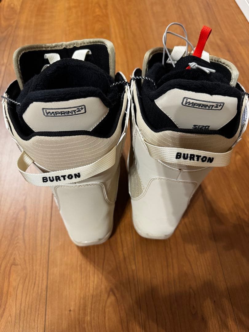 BURTON MINT 女性用スノーボードブーツ 7.5