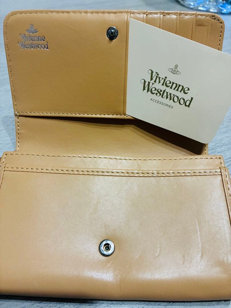 Vivienne Westwood 二つ折り財布 ハートデザイン