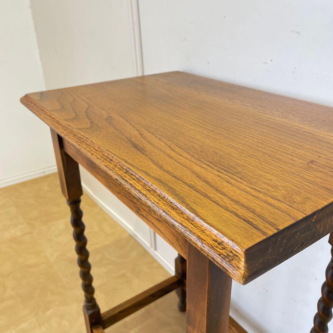 イギリス アンティーク サイドテーブル ツイストレッグ 英国 花台 テーブル