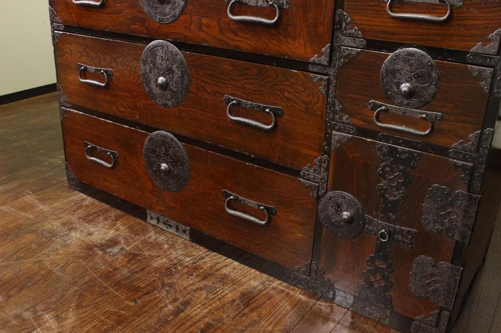 最上地方の衣装箪笥 丸金具 時代箪笥/古民家/チェスト/収納/無垢材/古家具