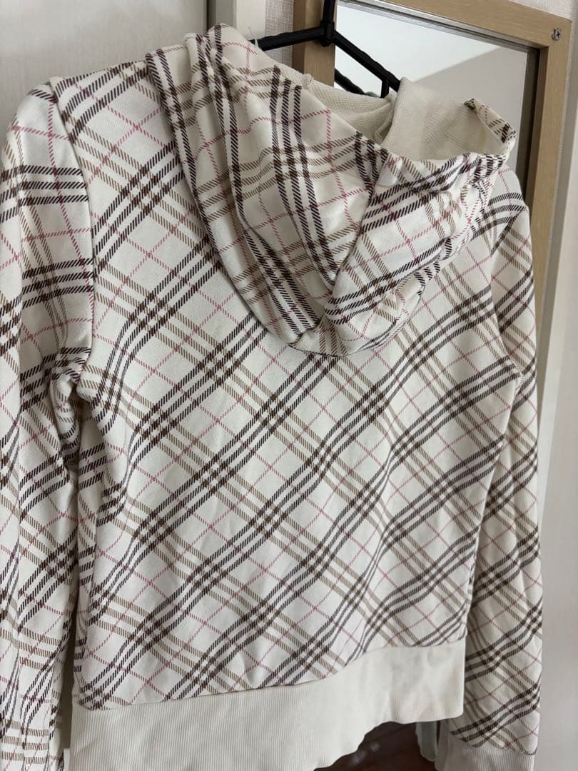 希少Burberry Blue Label チェック柄パーカー