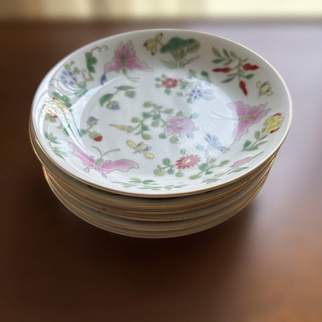 クニエダ　ヤスエ さんデザイン　chinee シリーズ　有田焼 プレート　６枚