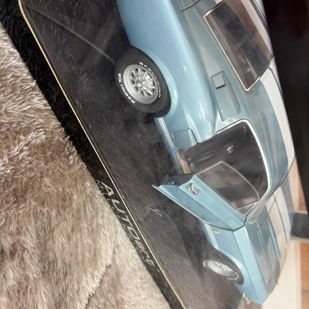 AUTOart Shelby GT500 1/18 スケール