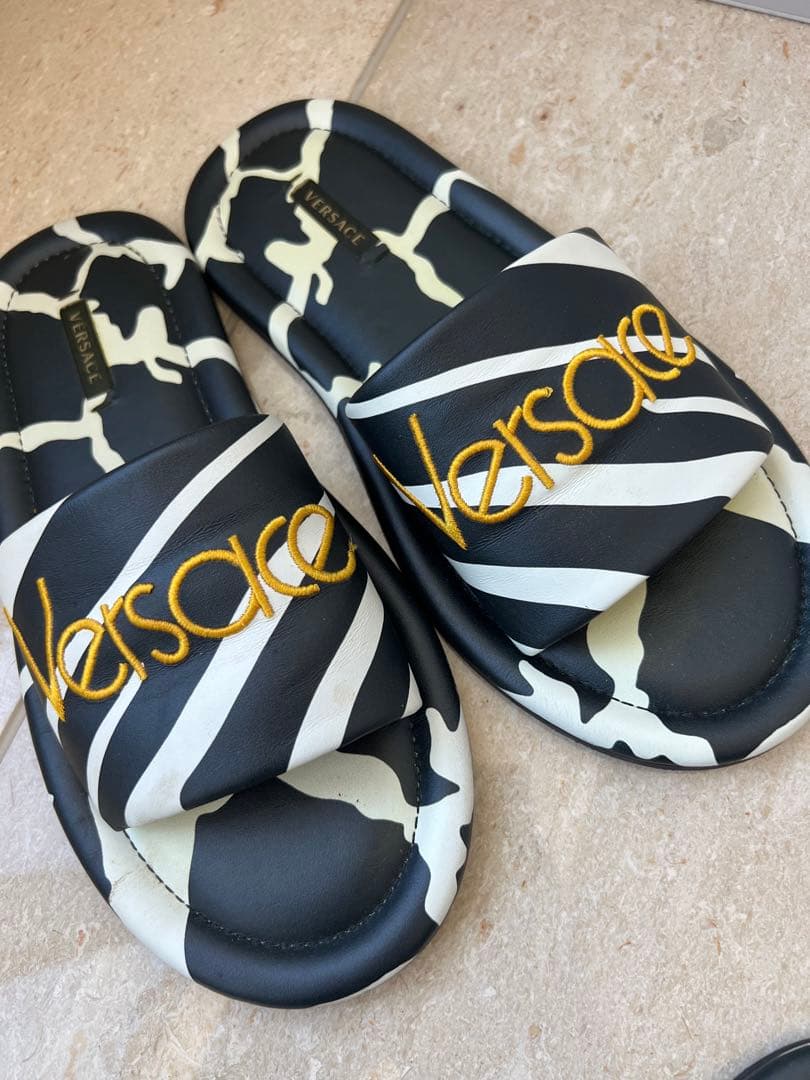 【美品】 VERSACE ヴェルサーチ　サンダル　ユニセックス