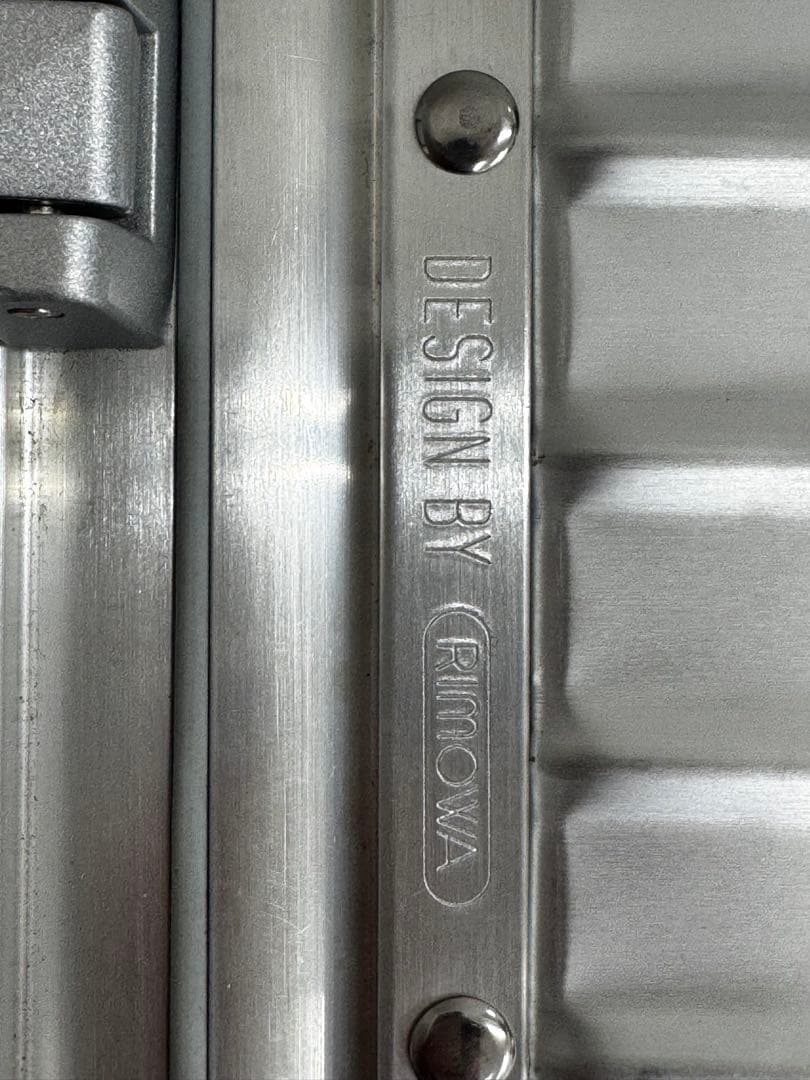 リモワ　スーツケース　アルミ