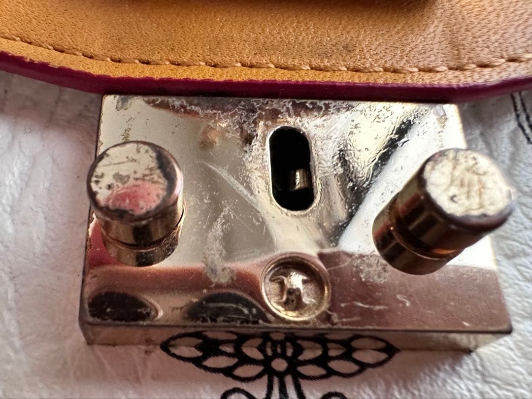 MCM クワトロダイヤモンド長財布