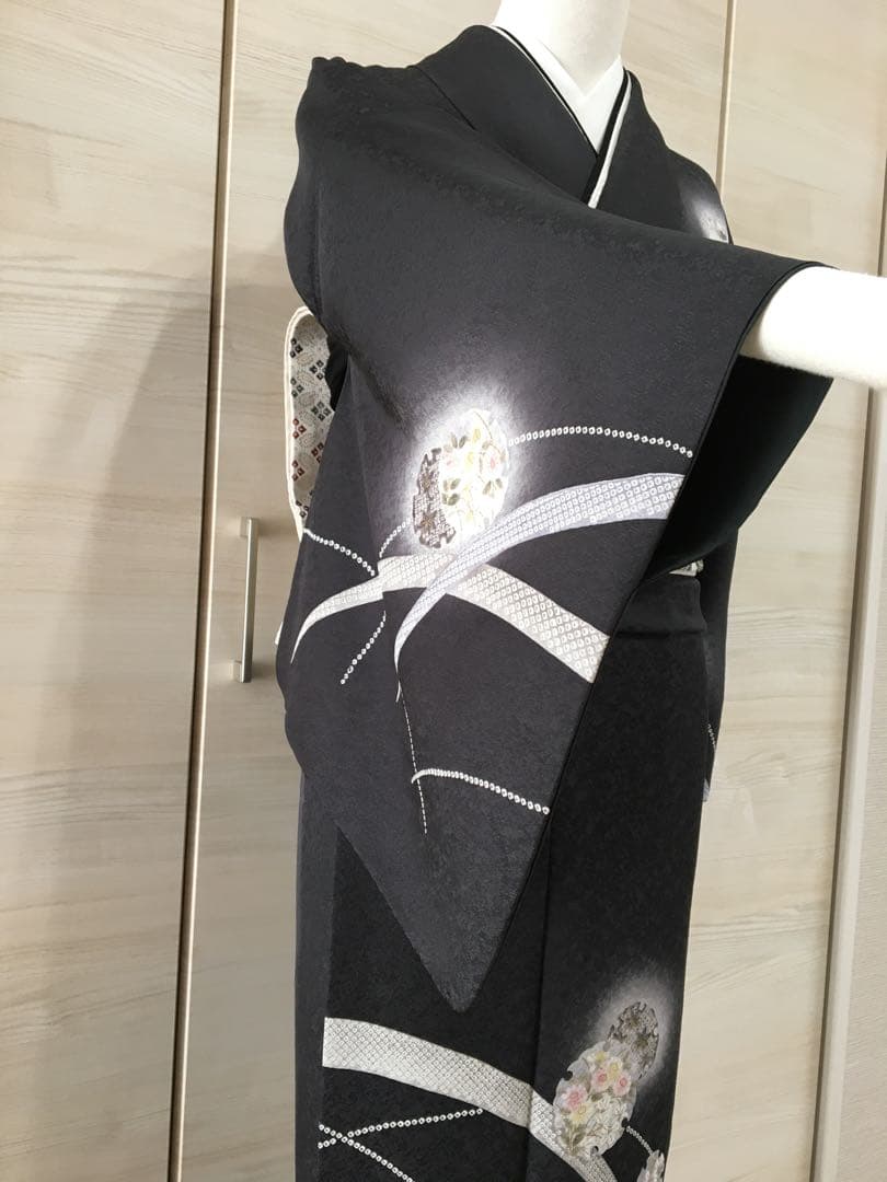 都会的　ドレッシーな【訪問着】正絹　友禅　墨色　裄長め
