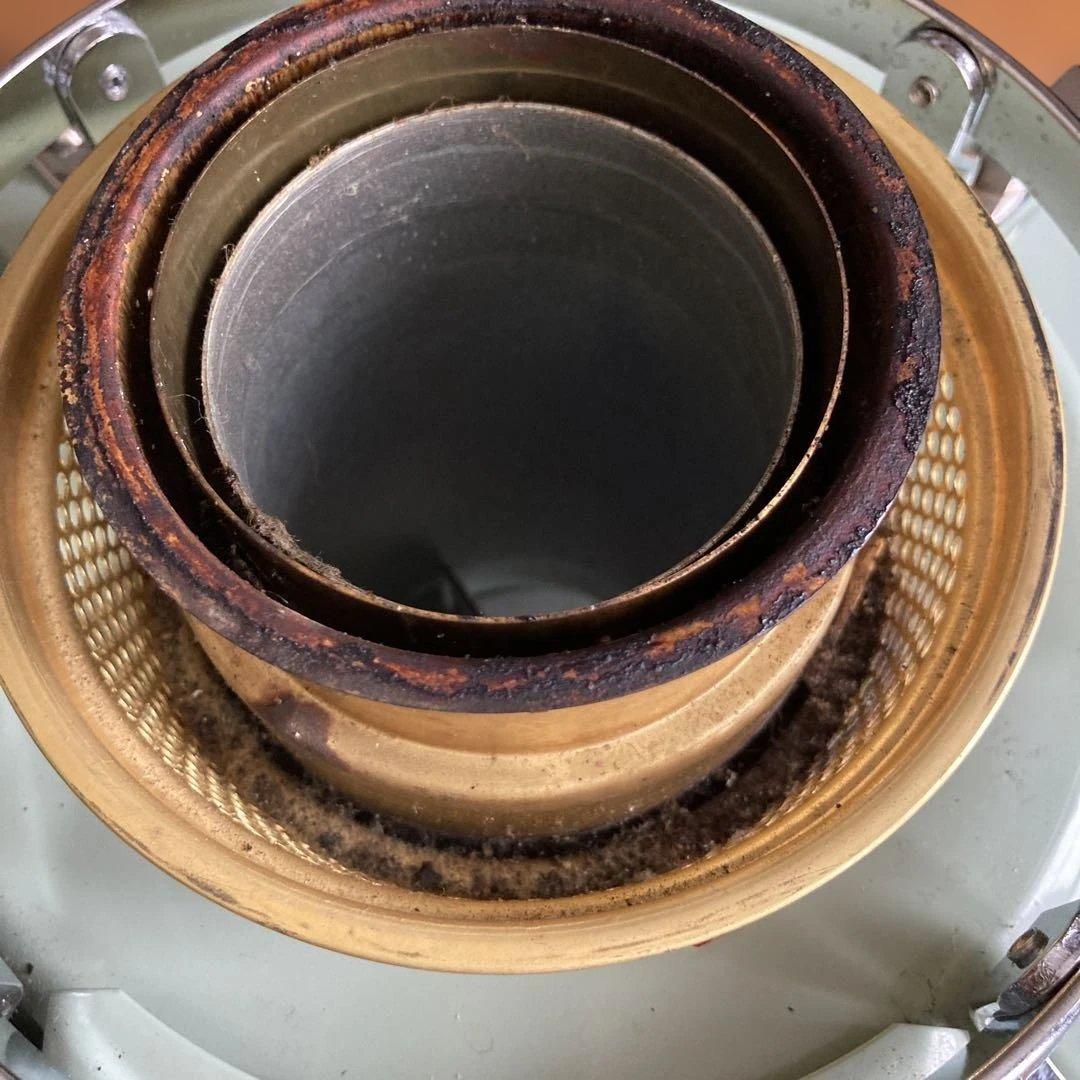 アラジン　灯油ストーブ　カバー付き　動作確認済み。芯の交換必要です。