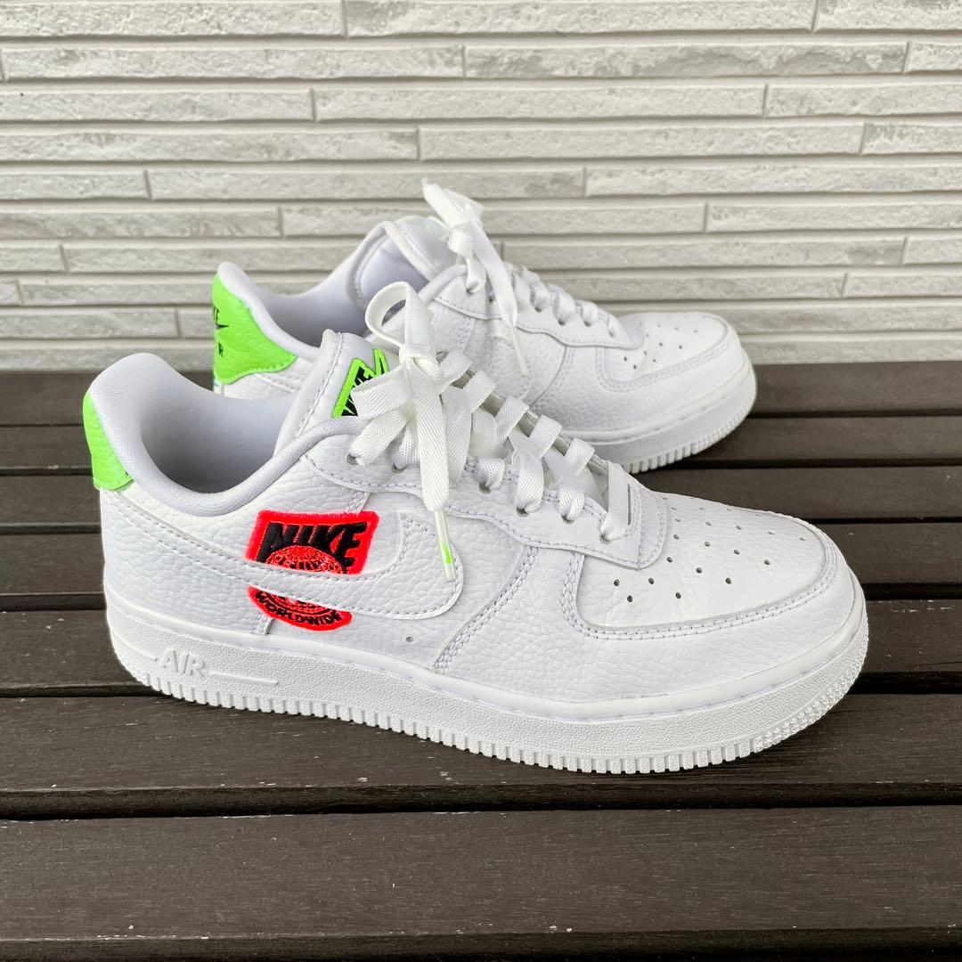 レア NIKE WMNS AIR FORCE 1 ナイキ エア フォース ワン