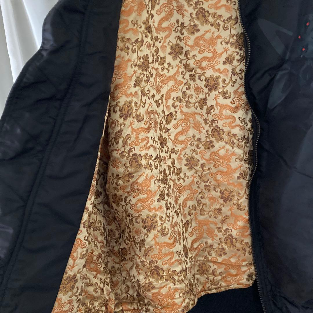 MA-1フライトジャケット 赤い星刺繍