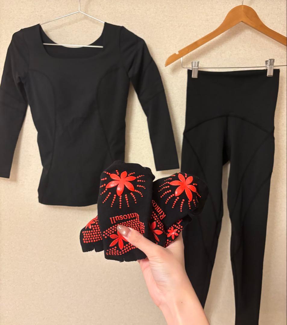 リントスル　パーフェクトフォームトップス・レギンス・ソックス2組セット