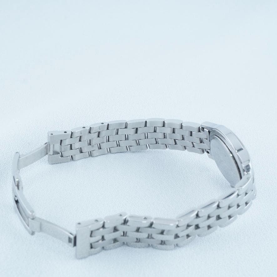 洗浄済み グッチ 5500L ブラック文字盤 レディース　箱付 稼働　保証書