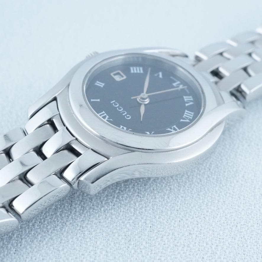 洗浄済み グッチ 5500L ブラック文字盤 レディース　箱付 稼働　保証書