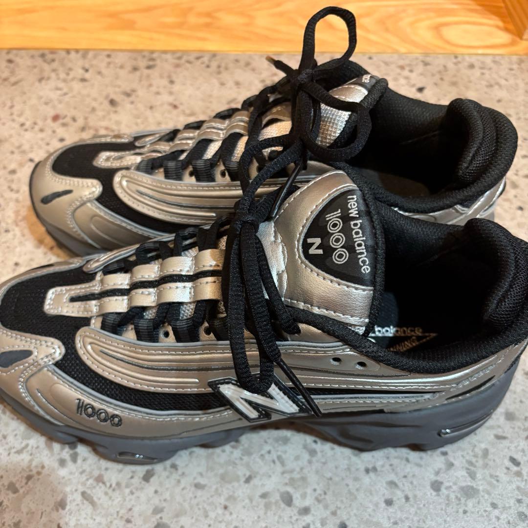 new balance 1000 ブラック×シルバー24センチ