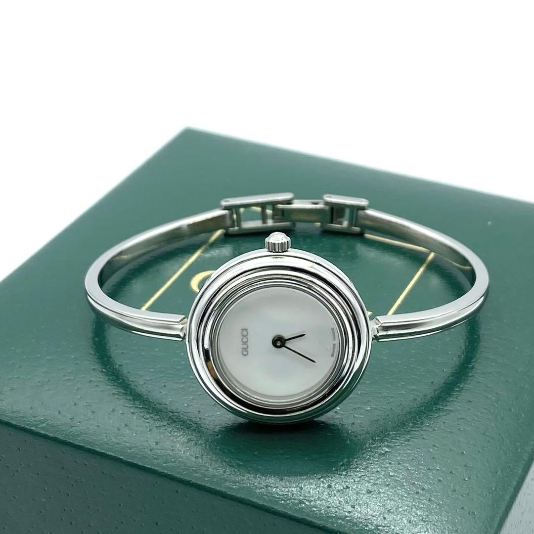 良品☆稼働　GUCCI　チェンジベゼル　シルバー　新品電池　レディース腕時計
