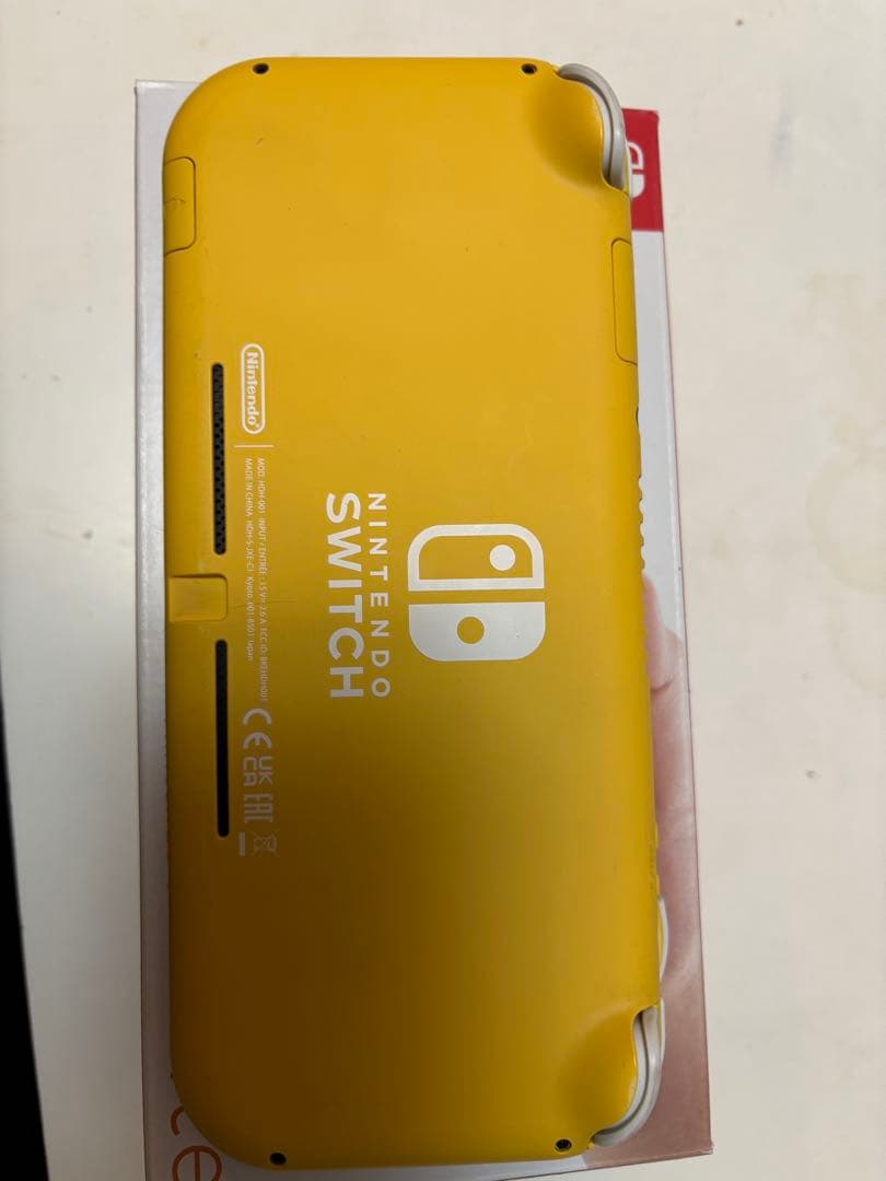 Nintendo Switch Lite 黄色　本体　充電器　箱付き2024年