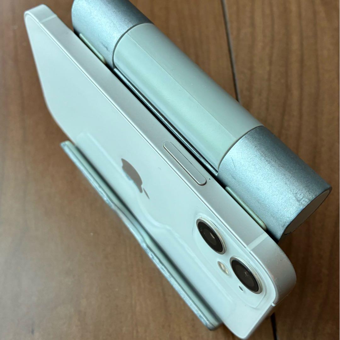 美品 iPhone12 miniホワイト