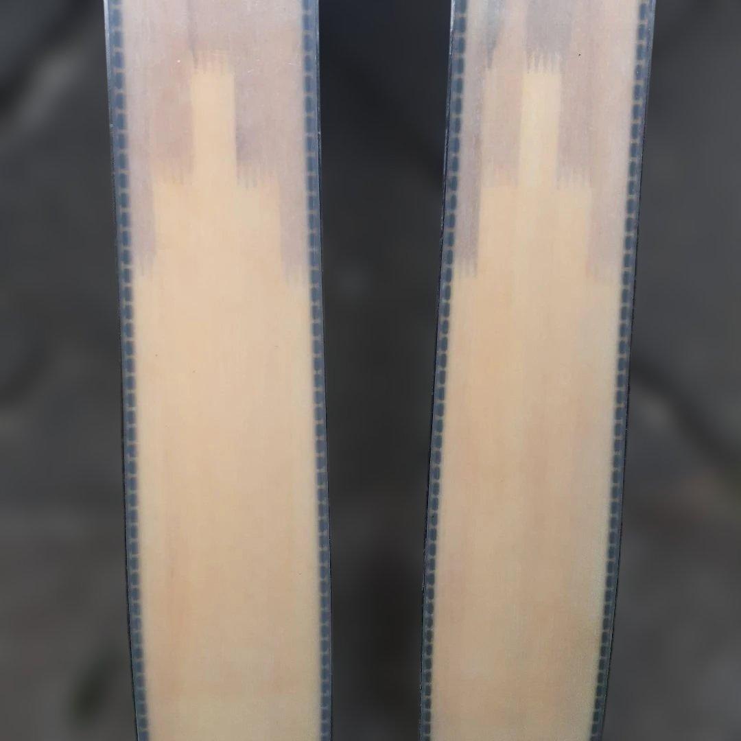 LINE スキー板 　168cm 130-110-95-115（実寸）