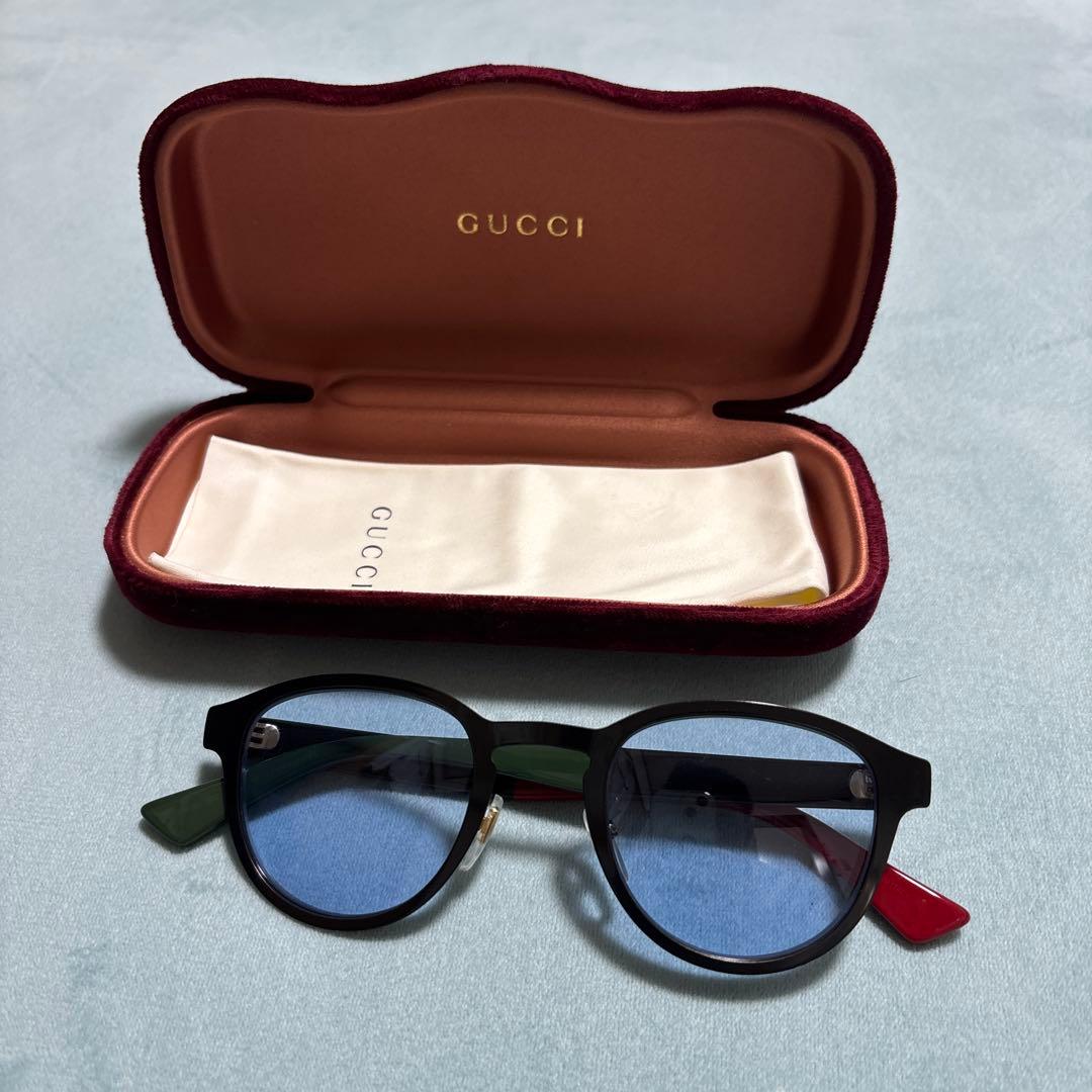 GUCCI ラウンドサングラス ブラック/レッド