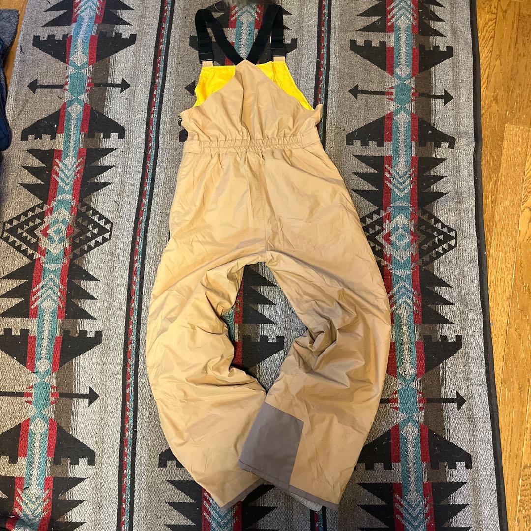 【キッズ】North Face 150スノーボード　スノーインサレーションビブ