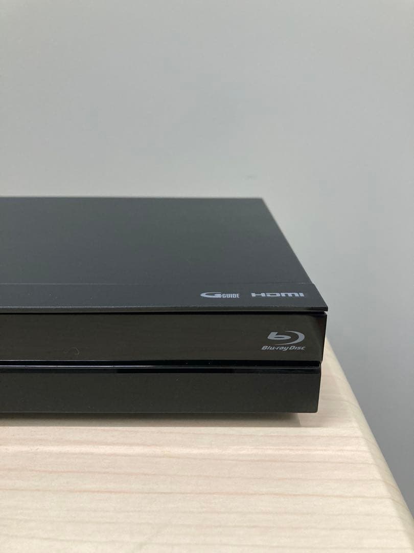 めっちゃ綺麗　リモコン新品　シャープ　AQUOS ブルーレイ　BD-NW510