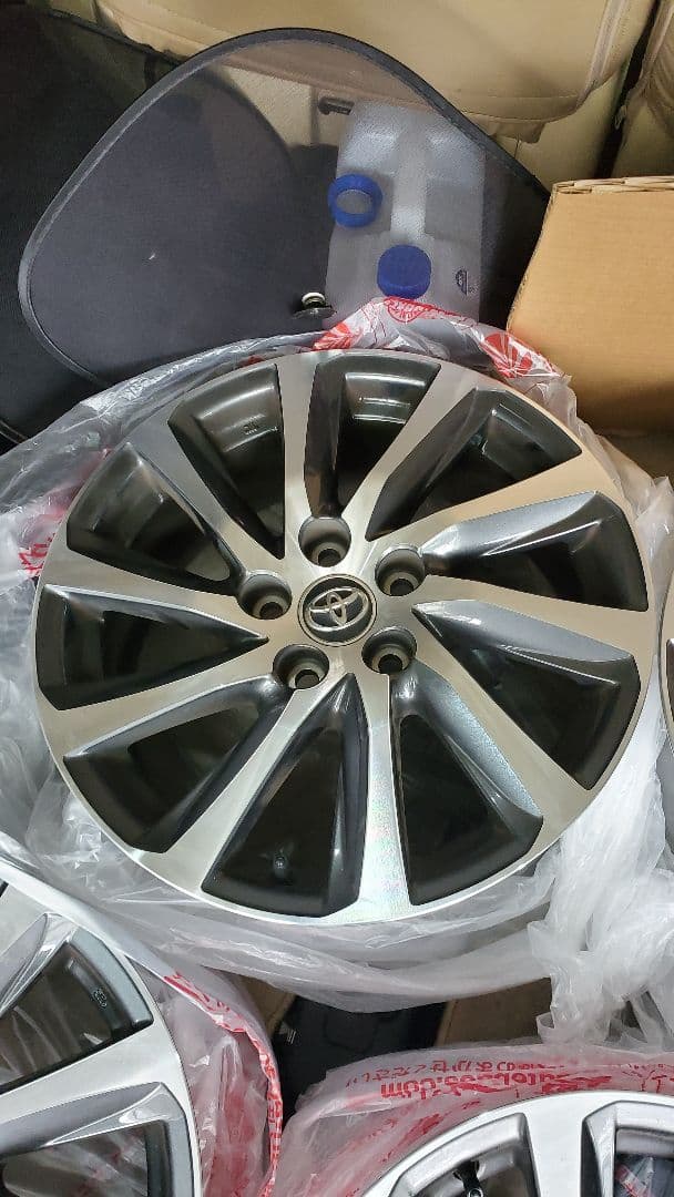 【美品】アルファード30系純正ホイール4本