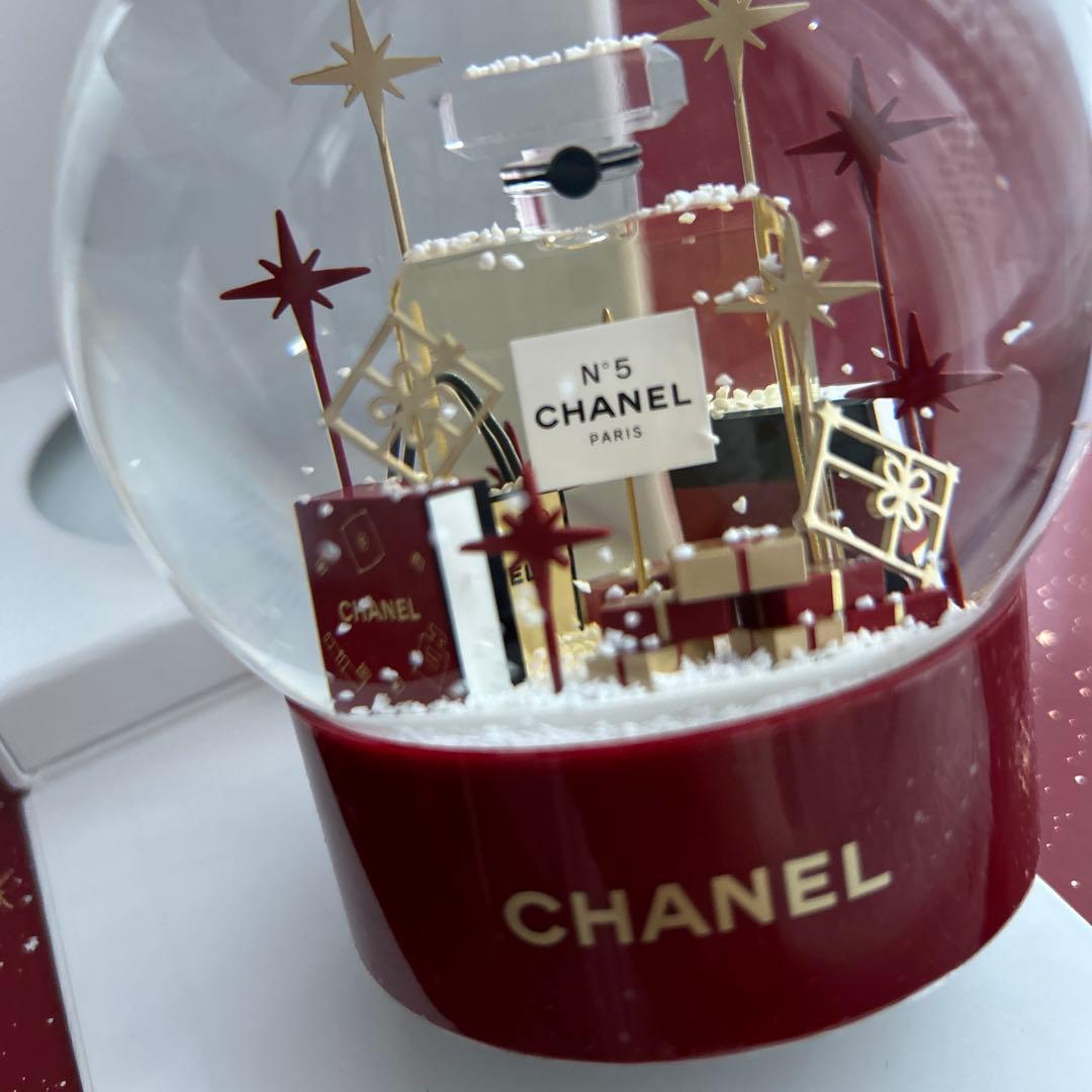 シャネル 2022クリスマス　限定　№５　ナンバーファイブ　スノードーム
