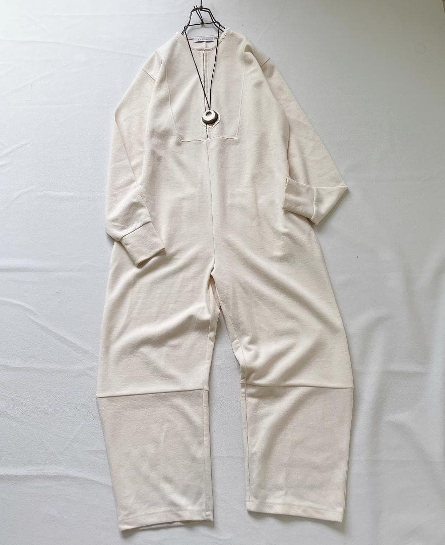 【美品】ETRE TOKYO　オールインワン　体型カバー　ゆったり　軽量　可愛い