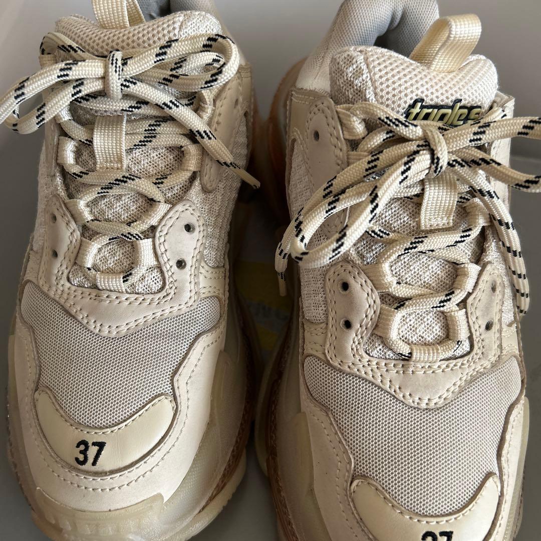 BALENCIAGA Triple S スニーカー 37 ベージュ 替え紐付き