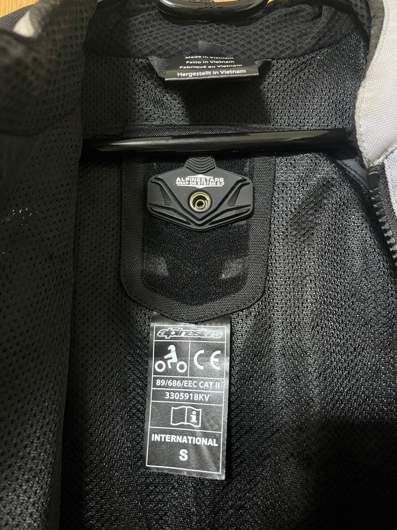 アルパインスターズ バイクジャケット（メッシュ）